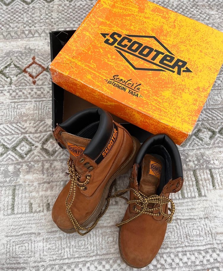 Kahverengi Parlak Deri Tokalı Bot - Görsel 2