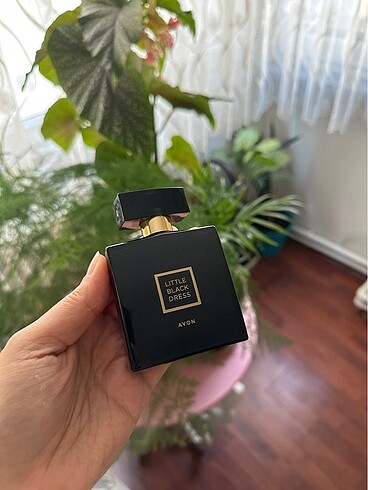 Avon Little Black parfüm