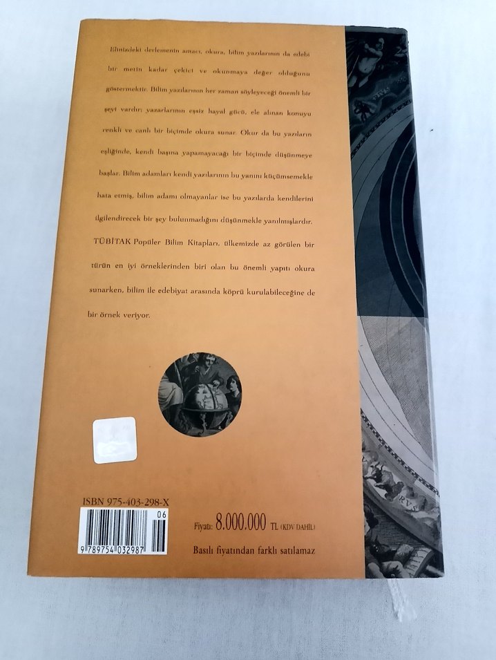 Galileo'nun Buyruğu (Ciltli) /Bilim Yazılarından Bir Derleme - Görsel 2