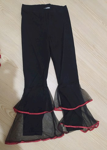 Kız çocuk Siyah Fırfırlı İspanyol Kollu Takım - Görsel 4