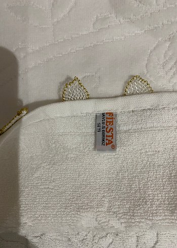 Nakışlı Beyaz Havlu - Görsel 10