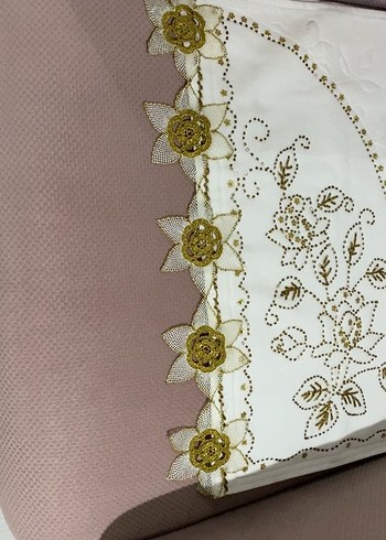 Nakışlı Beyaz Havlu - Görsel 5