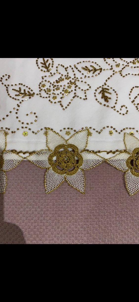 Nakışlı Beyaz Havlu - Görsel 3