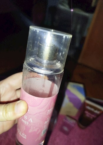 3 adet parfüm bir adet vücut spreyi vücut kremi - Görsel 3