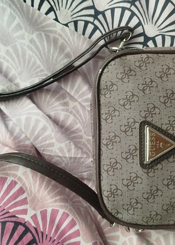 Guess çanta - Görsel 2