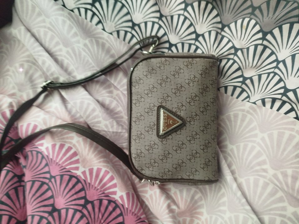 Guess çanta - Görsel 3