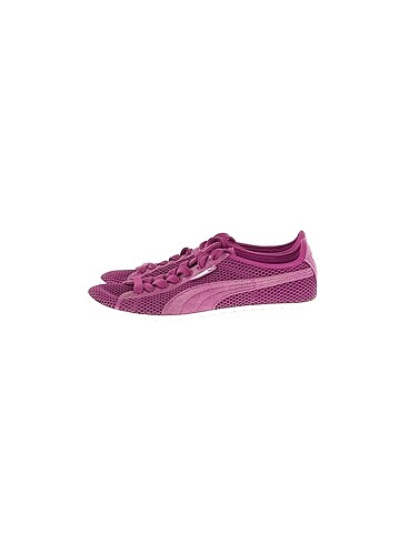 Puma Spor Ayakkabı %70 İndirimli.