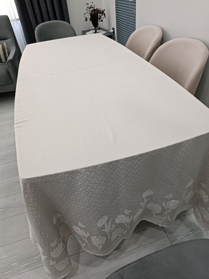 Madame Coco Açık Gri 160x300 Masa Örtüsü - Görsel 2