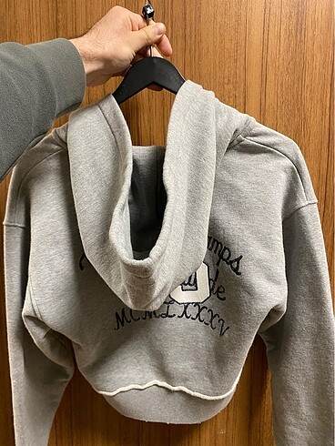 Tommy Hilfiger Crop Hırka