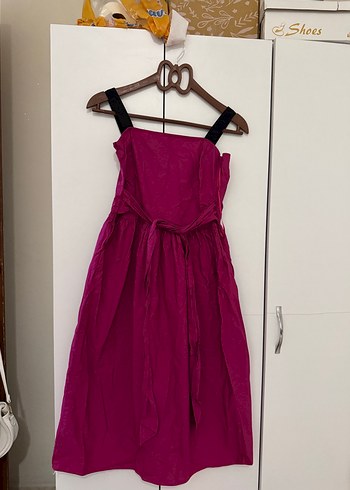 Pembe Drapeli Midi Askılı Elbise