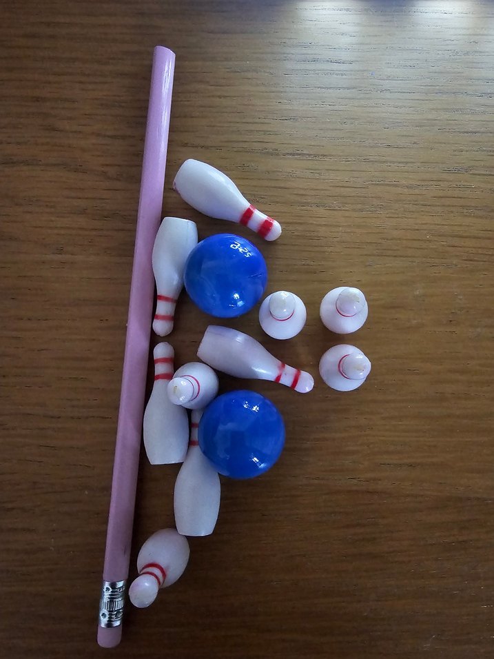 Mini bowling seti mavi toplarla - Görsel 2