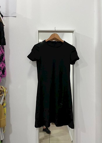 Mango Siyah Kısa Kollu MidiElbise