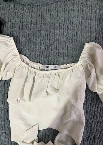 Beyaz Bağcıklı Omuzları Açık Bluz - Görsel 4