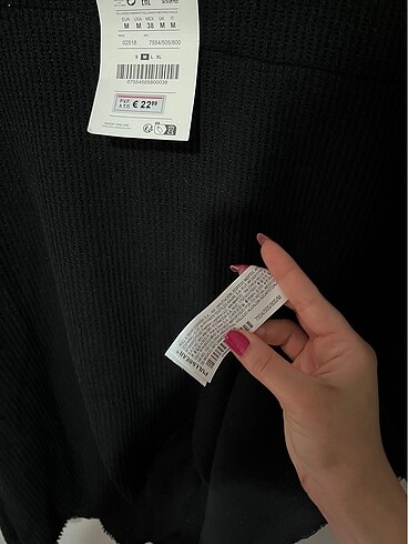 m Beden siyah Renk Pull and bear oversize tişört