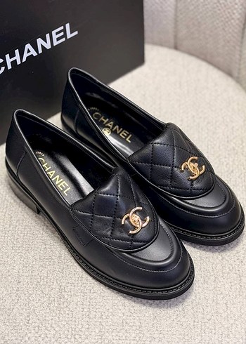 Chanel Siyah Tokalı Klasik Topuklu Ayakkabı - Ana görsel