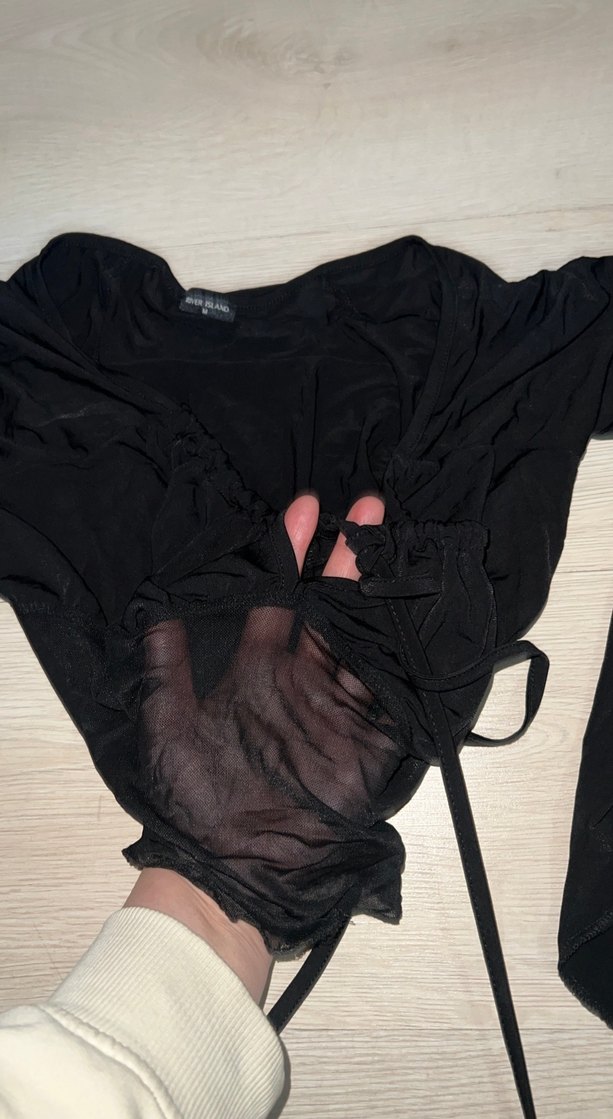 Siyah Gotik V Yaka Uzun Kollu Bluz - Görsel 2