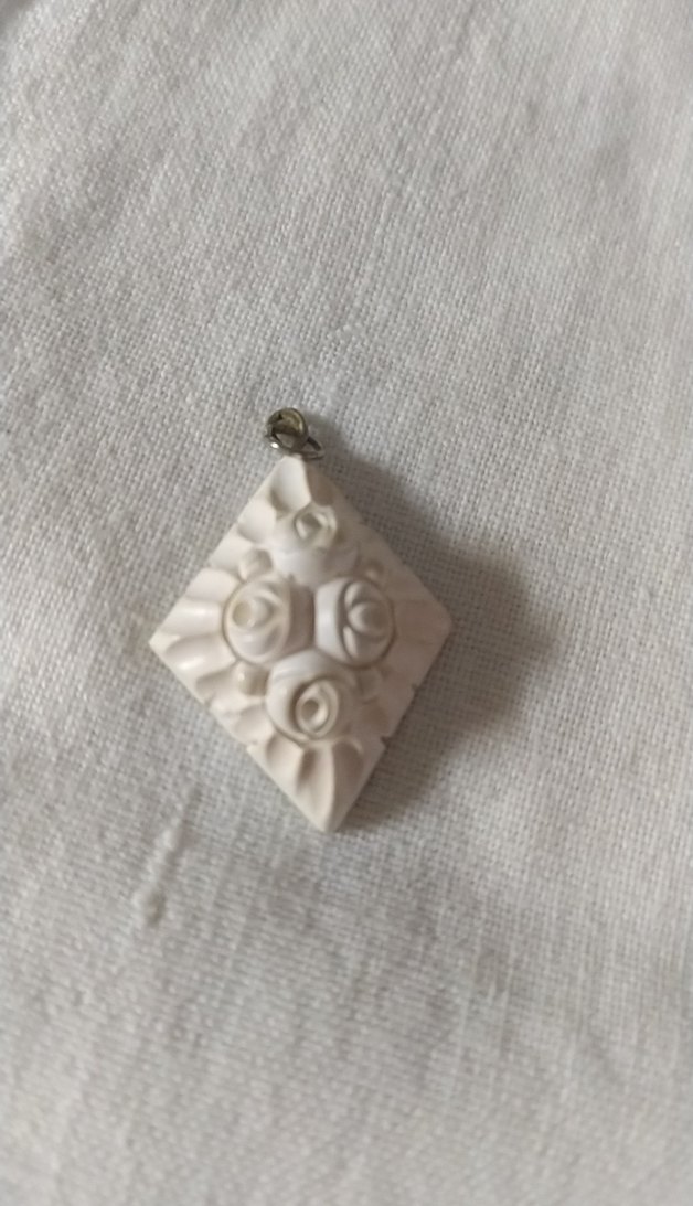 Lüle Taşı Beyaz Boncuklu Kadın Kolye Ucu - Görsel 2