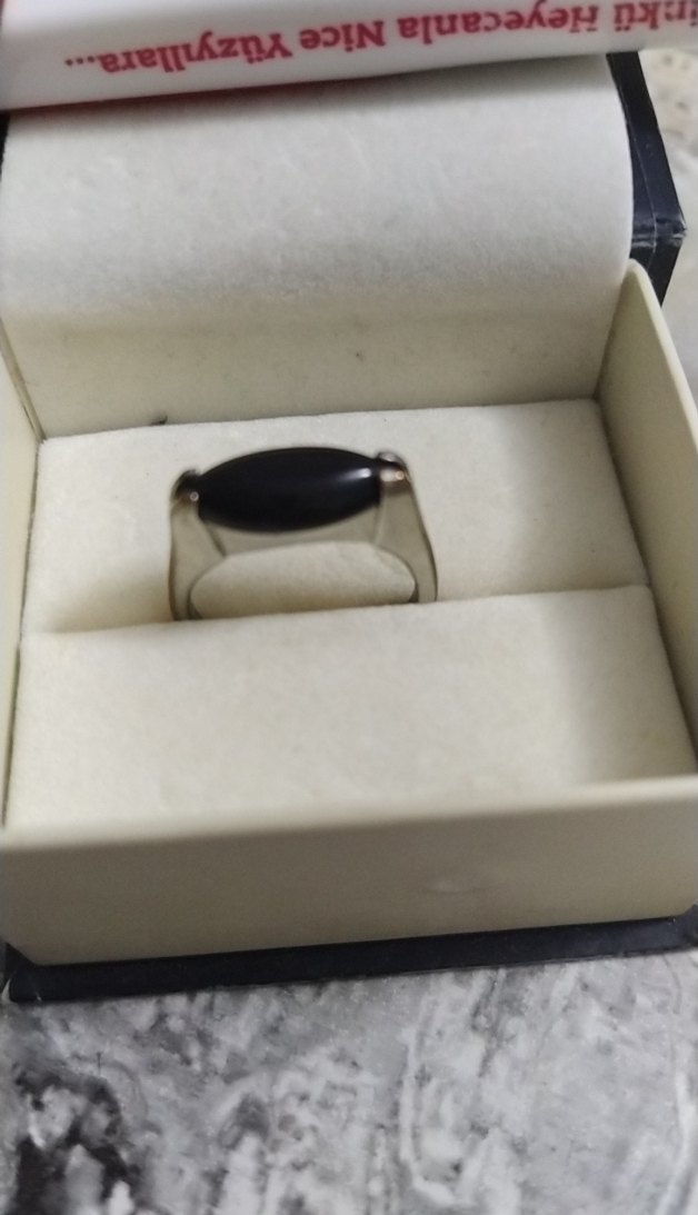 Klasik Siyah Tokalı Kadın Yüzük - Görsel 2