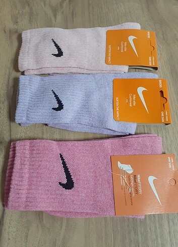 Nike corap