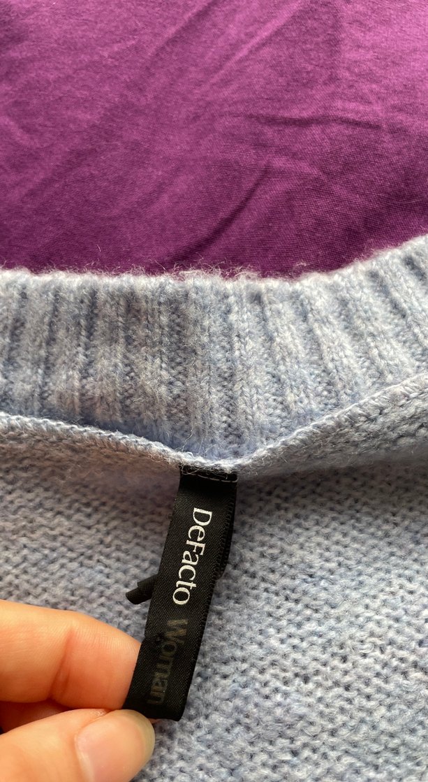 Gri V Yaka Örgü Kadın Süveter - Görsel 2