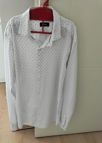 Uzun Kollu Beyaz Desenli Erkek Çocuk gömleği - Görsel 2