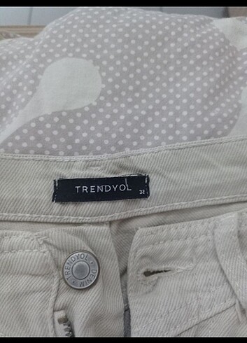 32 Beden Ekru pantolon