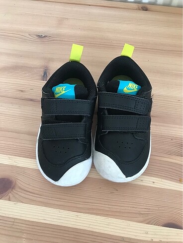Erkek bebek nike ayakkabı