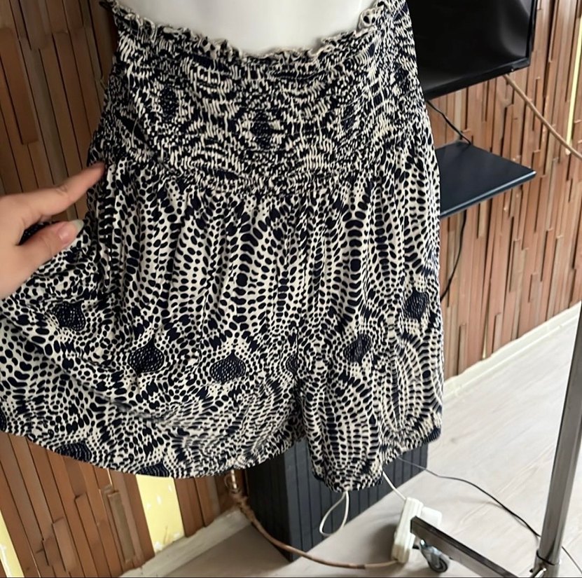 Bohem Pileli Siyah Şort - Görsel 2