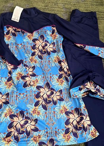 Çiçek Desenli Uzun Kollu tesettür haşema - Görsel 4