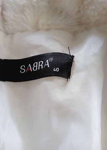 Sabra Beyaz Kısa Kollu Kürk Detaylı Midi Mont
