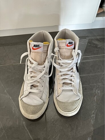 40,5 Beden Nike spor ayakkabı