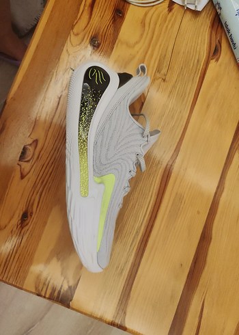 Diğer Gri Bağcıklı Basketbol Ayakkabısı. Under Armour Curry 12.