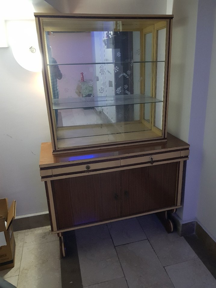 eskilerden ahşap ve formika büfe açıklama lütfen - Görsel 3