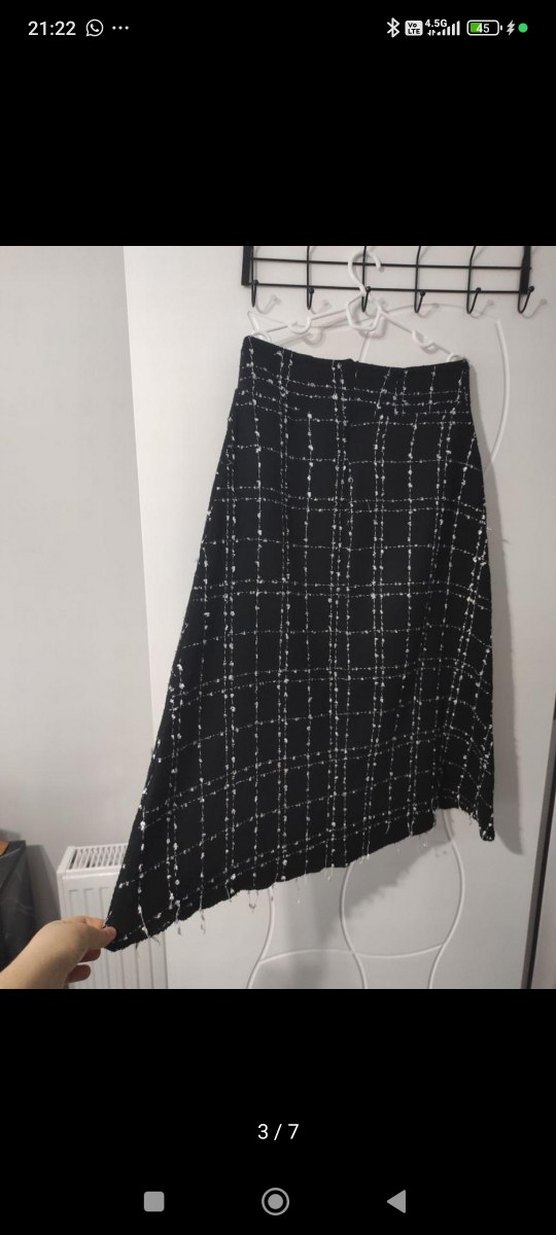 Düğmeli Siyah Uzun Kadın Etek - Görsel 3