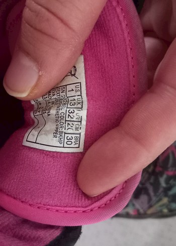 32 Beden pembe Renk Kız Çocuk Siyah-Pembe Desenli Cırt Cırtlı Spor Ayakkabı