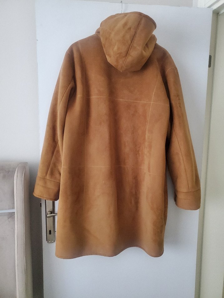 Bej Kadın Süet Düğmeli Midi Kaban - Görsel 2