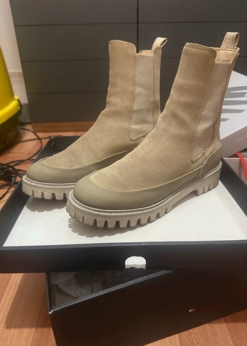 Tommy Hilfiger Bej Süet Kadın Bot - Görsel 3