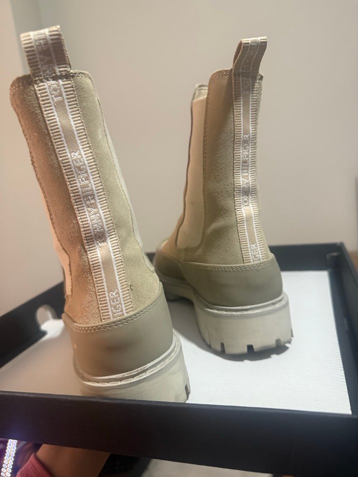 Tommy Hilfiger Bej Süet Kadın Bot - Görsel 4