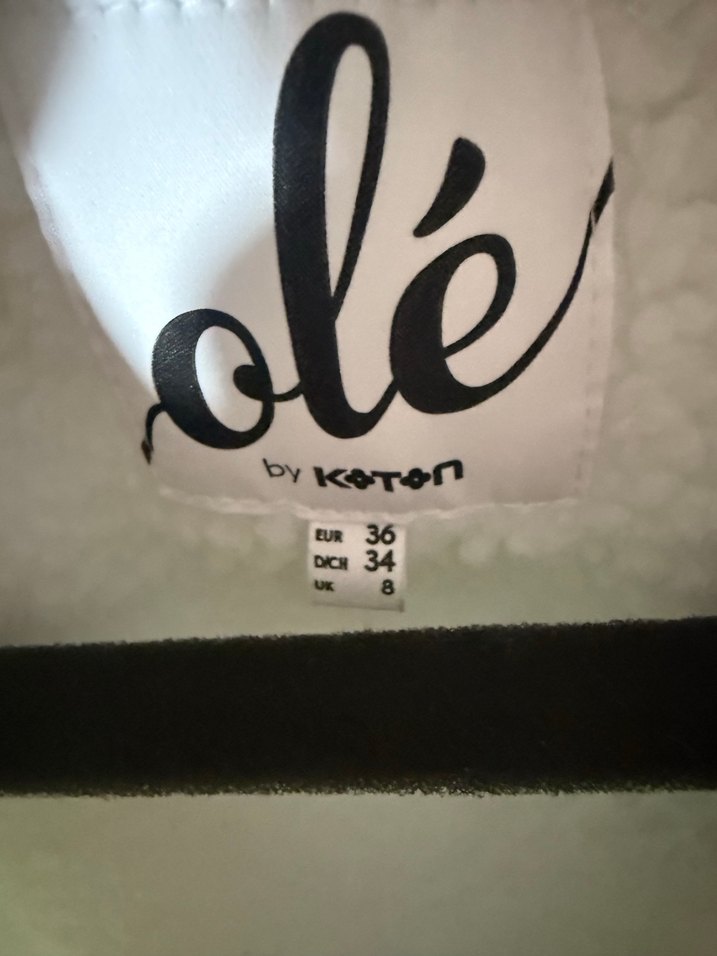 Beyaz Kürklü Kadın Kışlık Mont - Görsel 3