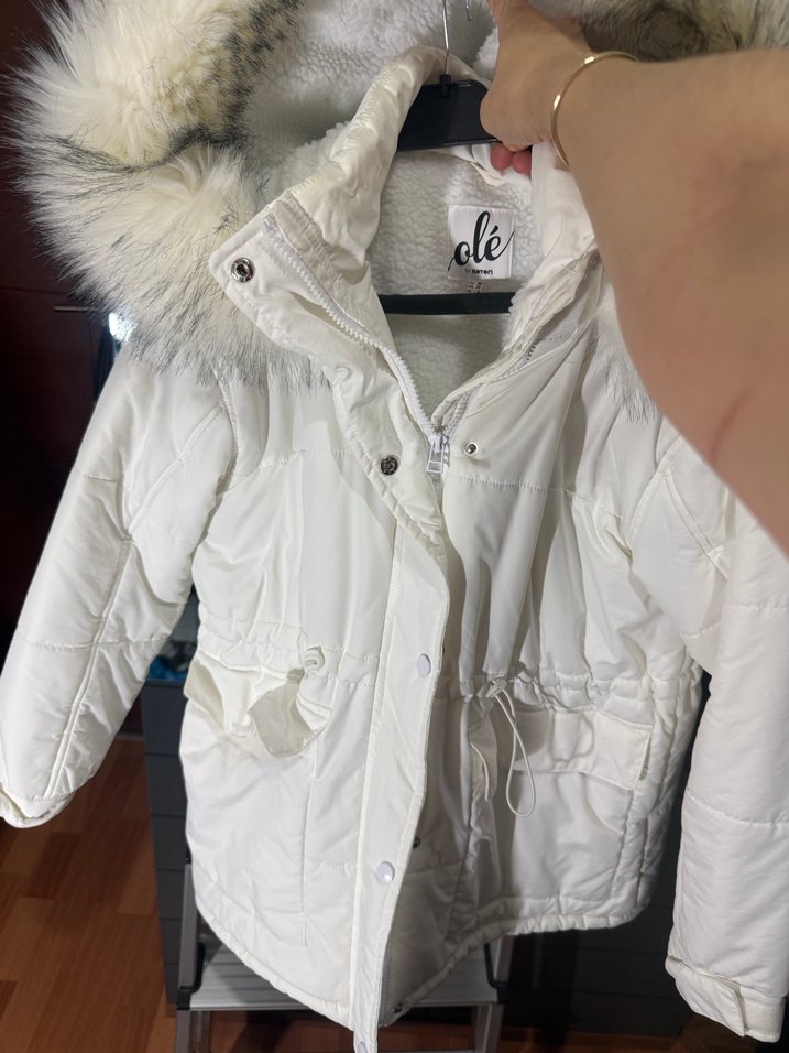 Beyaz Kürklü Kadın Kışlık Mont - Görsel 4