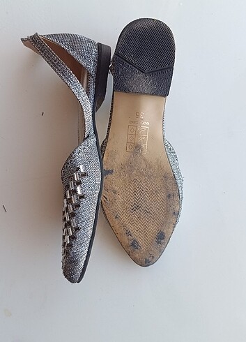 Sadece bir kez düğünde giyilmiştir. - Görsel 2