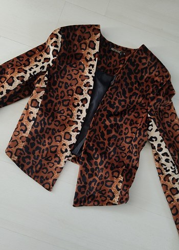 Kahverengi leopar kadife ceket