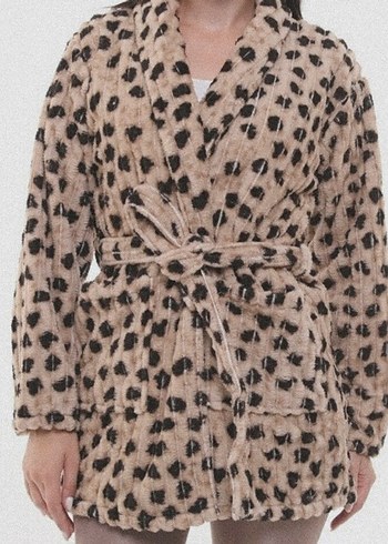 Leopar Desenli Kadın Midi ev peluşu - Görsel 4