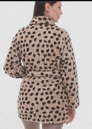 Leopar Desenli Kadın Midi ev peluşu - Görsel 3