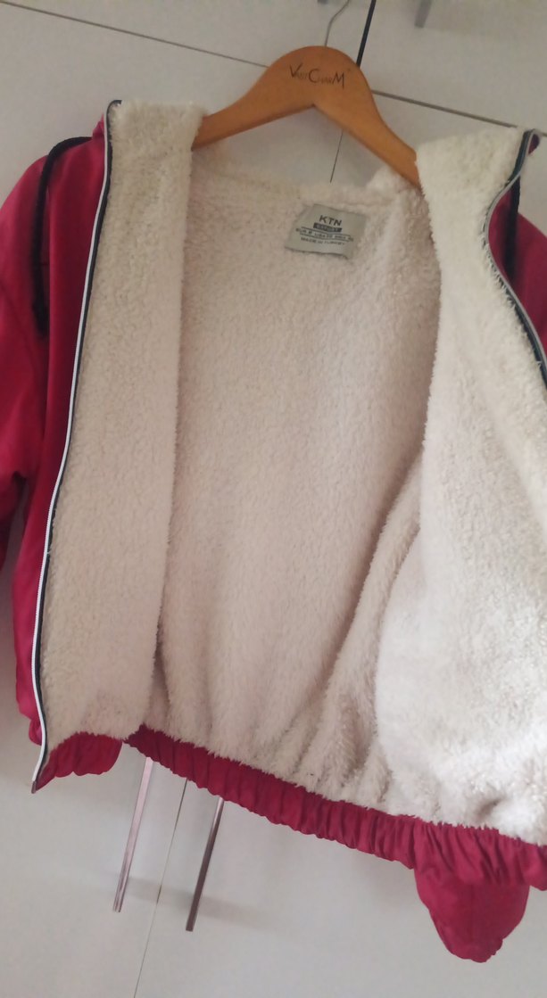 Kadın kırmızı Kapüşonlu Sıcak Mont - Görsel 2