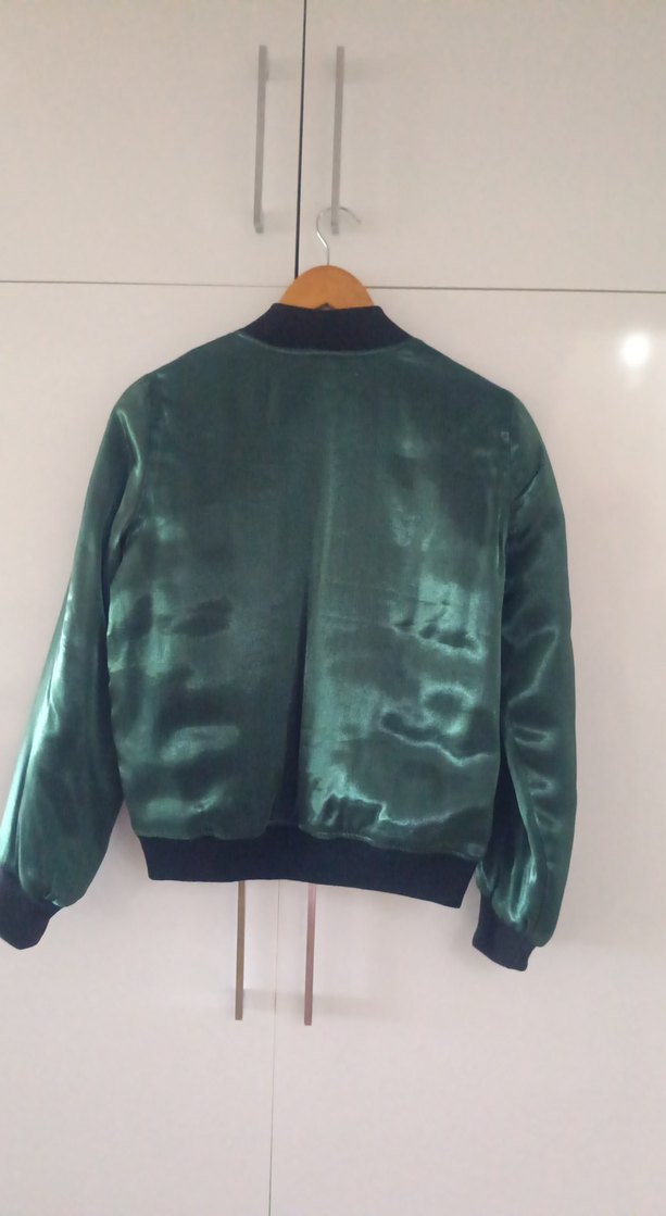 zümrüt yeşili mont - Görsel 5