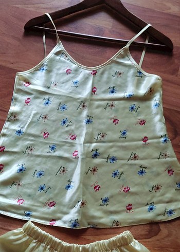 s Beden Nakışlı Kısa Kadın Pijama Takımı