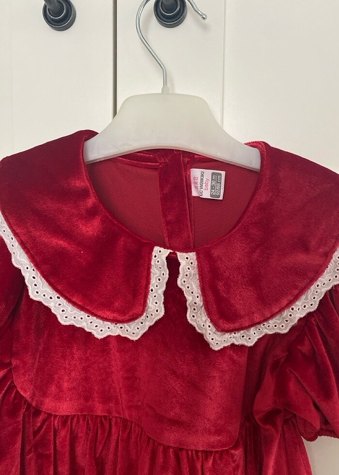 Kırmızı kadife elbise - Görsel 3