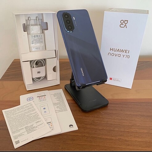 Huawei NovaY70