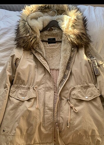 Bershka kadın krem renk mont/parka 